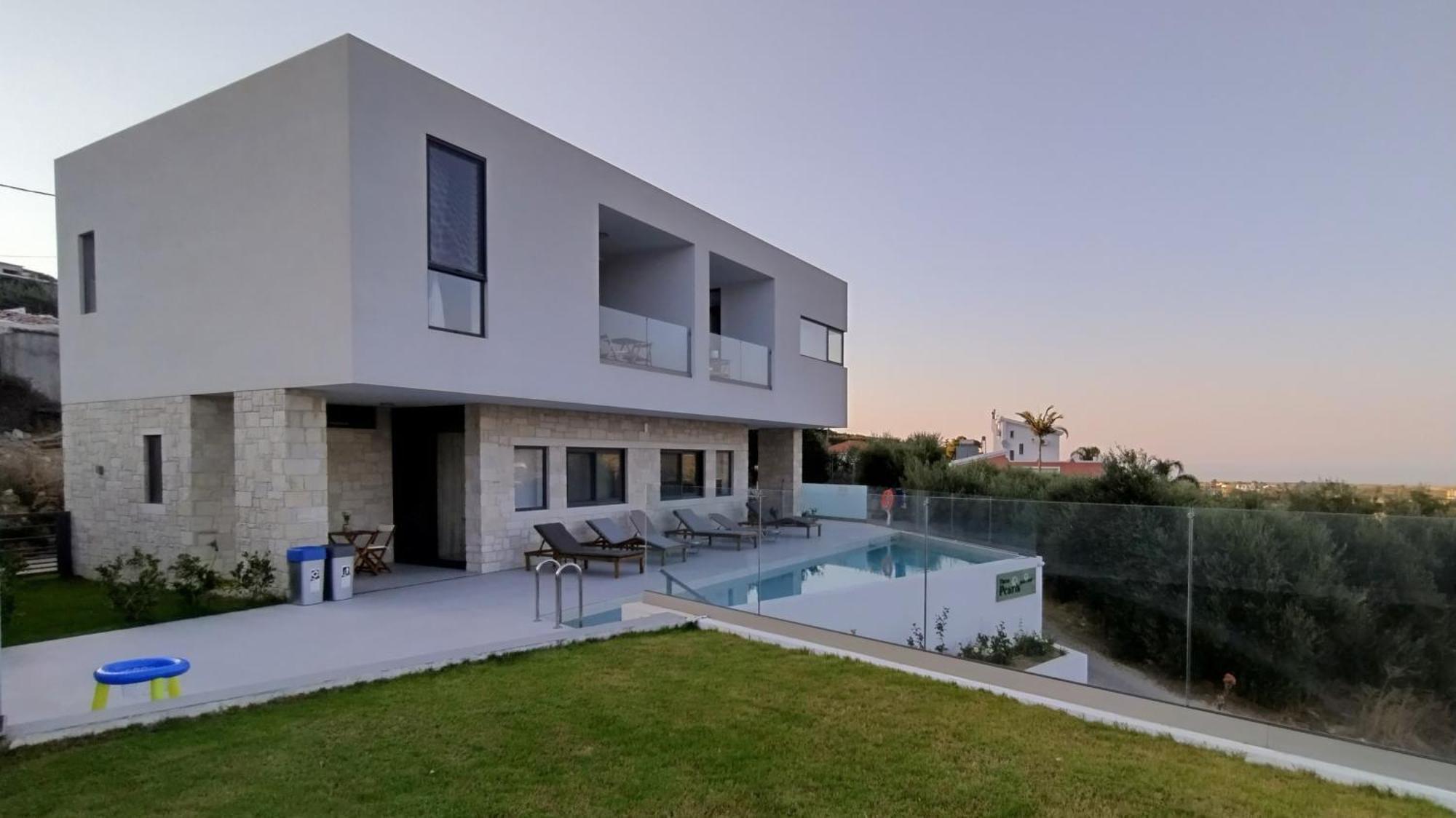 Cream Cozy Getaway - 3 Pearls Pool Retreat Apartment Dempla Exterior photo